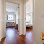 Nomad's Lux - 2bdr & Parking Flores Square *