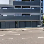 Nomad's Lux - 2bdr & Parking Flores Square Lejlighed Porto