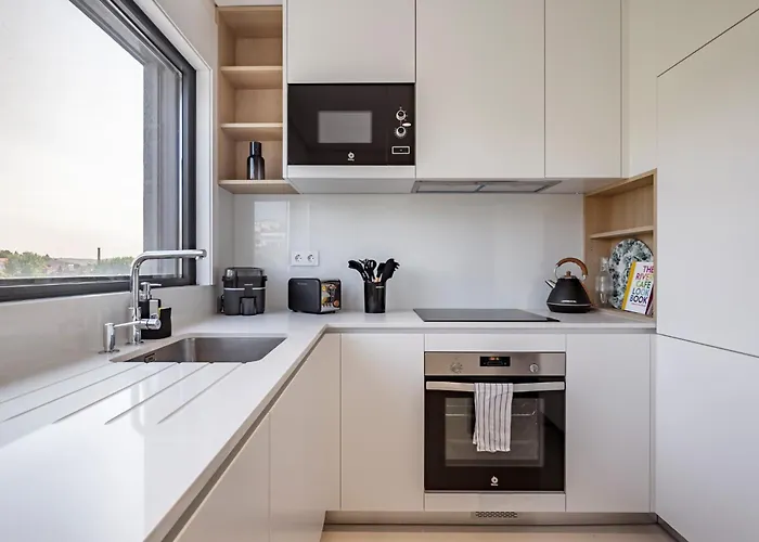 Appartement Nomad's Lux - 2bdr & Parking Flores Square